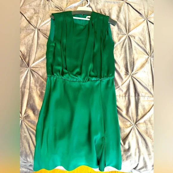 Dark Green silk dress - Picture 1 of 2